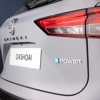 La rivoluzione di Nissan Qashqai e-POWER in anteprima ad Asti nello showroom di Errebi
