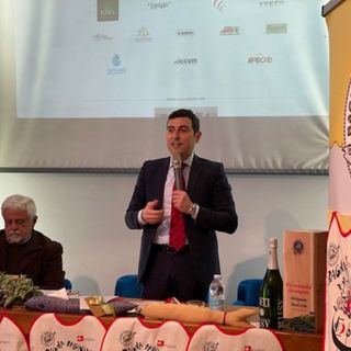 Il Bagna Cauda Day 'sposa' il Mercato contadino Campagna Amica