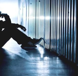 L'adolescenza al centro di una serie di incontri con Astigov