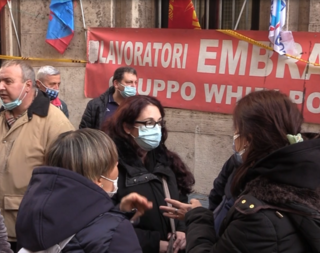 Una delle ultime manifestazioni degli operai Embraco a Roma, di fronte al Ministero per lo Sviluppo Economico
