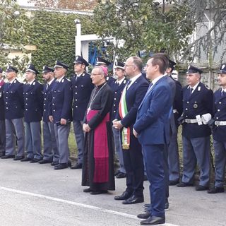 Monsignor Prastaro con il sindaco Rasero, il presidnete della Provincia Lanfranco, il vice presidente della Camera Ettore Rosato