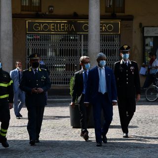 Foto tratte dalla pagina Facebook della Questura