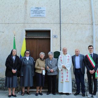 Alcune immagini relative la scopertura della targa in memoria di suor Onorina Lanfranco