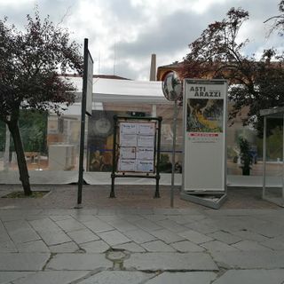 Piazza Roma in tempo di Douja è di &quot;uno squallore mai visto&quot;. Parola di Carlo Cerrato