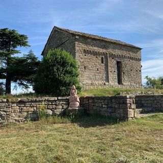 La bella estate di Bergolo: nel &quot;borgo di pietra&quot; un fiorire di concerti e mostre