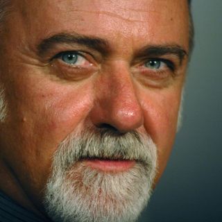 Lunedì 28 ad Asti sarà inaugurata una targa in onore di Giorgio Faletti