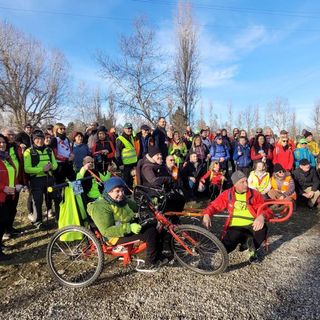 Le magliette gialle della Hope Running alla tappa 73 di &quot;Cammino per l'Italia&quot;