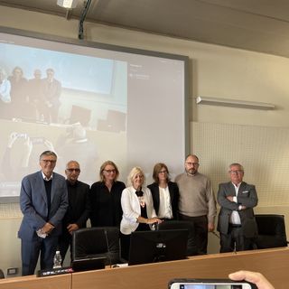 Foto di gruppo per i relatori della presentazione del master di I livello in Assistenza Infermieristica di Famiglia e di Comunità