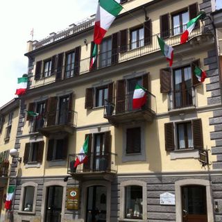 “La fabbrica dell’oro riparte dall’arte” per accogliere all’insegna della bellezza i primi turisti post lockdown