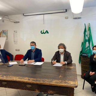 La Cia durante la conferenza stampa