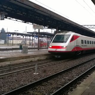 I consiglieri 5 Stelle: &quot;La Regione convochi Trenitalia per ripristinare al più presto i Frecciabianca&quot;