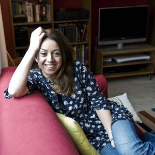 FuoriLuogo festeggerà le donne in compagnia di Claudia de Lillo alias Elasti
