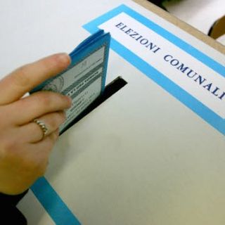 Amministrative: urne riaperte anche nell'Astigiano alle 7. L'affluenza ai seggi alle 23 è stata del 45,71%
