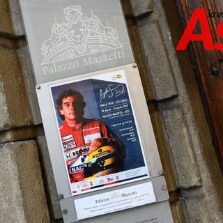 Perché la bellissima mostra dedicata a Ayrton Senna non viene promossa in città?