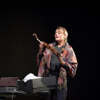 Lo spettacolo Guido suonava il violino