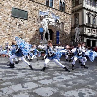 Il Borgo Viatosto porta il sole a Firenze