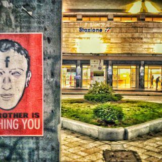 Anche ad Asti manifesti con il volto del creatore di Facebook