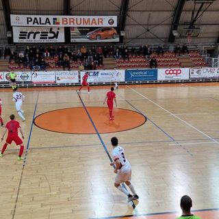 Una boccata d’ossigeno per l’Orange Futsal che batte Fenice Venezia