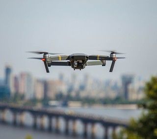 Pilotare un drone, un corso di avviamento base a Vigliano biellese