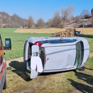 Incidente d’auto con una ferita a Monale