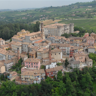 A Costigliole d'Asti, con l’anno nuovo… canto anch’io!