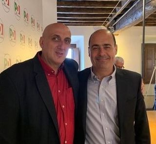 Piero Vercelli ritratto con il segretario nazionale PD Nicola Zingaretti