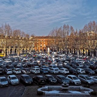 Angela Motta: &quot;Tunnel in corso Dante e piazza Alfieri senza platani col nuovo parcheggio?&quot;