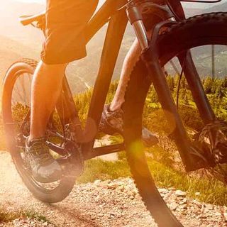 In occasione del Bagna Cauda Day, si pedala tra le vigne del Ruchè