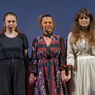 Nello scatto,da sinistra: Martina Costa, Ileana Spalla e Monica Mana (Foto di Franco Rabino)