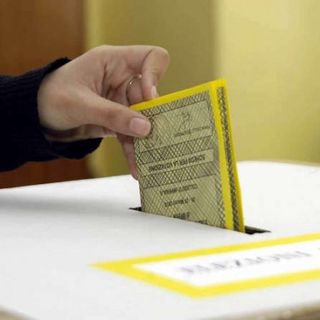 Asti, In vista delle consultazioni elettorali della primavera 2019, si invitano gli elettori a controllare la tessera elettorale