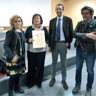 Un momento della premiazione con l’assessore regionale alle Pari Opportunità Monica Cerutti,  l’assessore comunale alle Politiche Sociali  Mariangela Cotto, il dirigente Roberto Giolito e il referente della Banca del Dono Paolo Odorizio