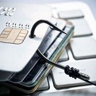Banda di cyber-truffatori sgominata dalla Polizia Postale di Genova