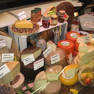 Asti: un corso per imparare a degustare e conoscere i formaggi