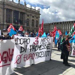 Il dramma dei lavoratori dei treni: &quot;Da marzo senza un euro, non possiamo permetterci un piatto di pasta&quot; [VIDEO]