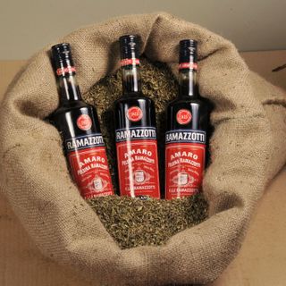 L'Amaro Ramazzotti torna nella sua Canelli, con una veste rinnovata