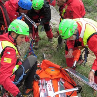 Traversella (TO): grave infortunio per un climber astigiano di 56 anni