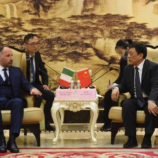 Rasero con Huo Haosheng durante il bilaterale