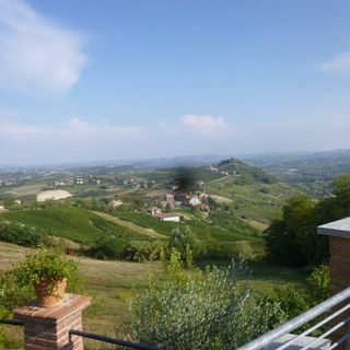 La splendida vista che si gode dal punto panoramico di Frazione San Michele