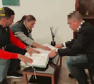 Una novantunenne astigiana truffata da un avvocato, un notaio e un neurochirurgo della provincia di Imperia [VIDEO]