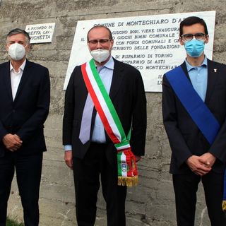 Inaugurato a Montechiaro il parco giochi inclusivo. Il mondo del Palio ha 'colorato' l'evento