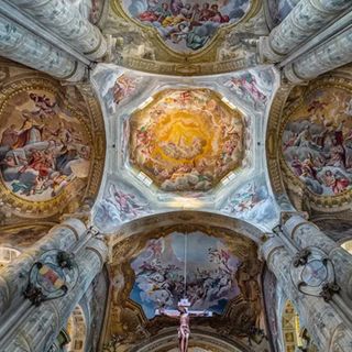 La volta affrescata del Duomo di Asti