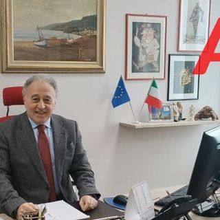 &quot;Da questo periodo nascerà una nuova Italia, ma ora i sacrifici sono necessari&quot;. I consigli del presidente dell'Ordine dei Medici Claudio Lucia