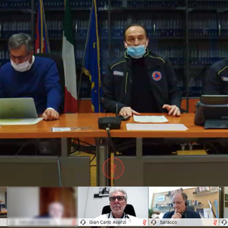 Mascherine, il Piemonte fa da sé: &quot;Il materiale prodotto e donato verrà certificato da Università e Politecnico&quot;