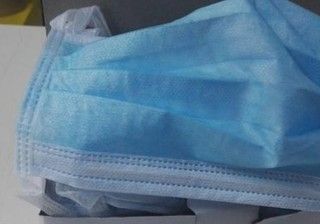 Mascherine obbligatorie anche all'aperto per il ponte del 2 giugno. Cirio ha firmato l'ordinanza