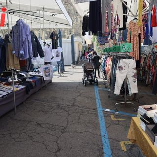 Mercato di Asti: "lite" tra ambulanti. "Un'ora sola in più non basta. Vogliamo orario pieno"