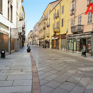 Asti, scorcio  in zona rossa