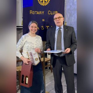 La dottoressa Milani con Maurizio Mela presidente Rotary