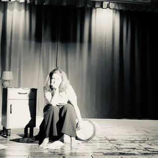 Il tema della violenza sulle donne oggi in teatro alla Torretta di Asti con &quot;Misia. Confessioni di una concubina&quot; di Fiorella Carpino