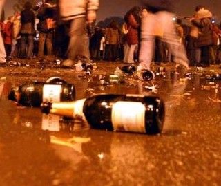 Nizza Monferrato dichiara guerra agli alcolici e alle bevande in vetro, per evitare il rischio assembramenti