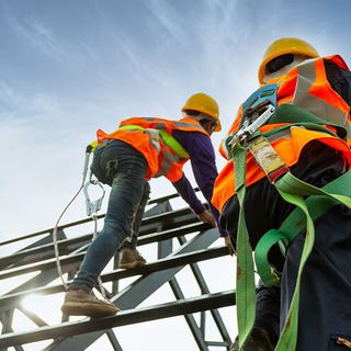 Lavoro: operai specializzati, chimici e traduttori sono quasi introvabili